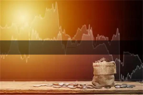 按月配资开户 大将军：伴侣被三女人围殴时让我动手 她出轨时我不能动手 太双标